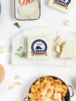 Cheddar_Styled-Packaging_Crop_sm
