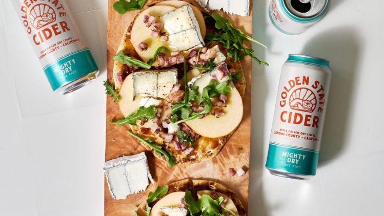 HF_GoldenState_Flatbread_Flatlay-scaled-e1722980240566
