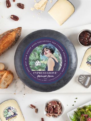 MidnightMoon_StyledPackaging_5oz_sm